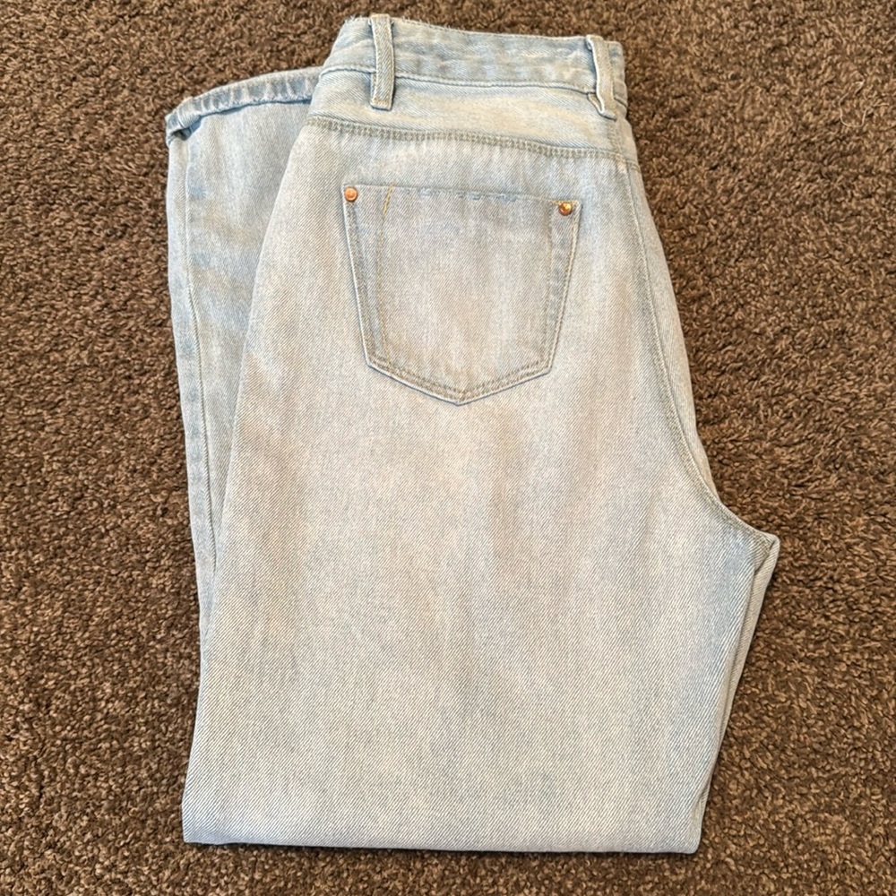 A loves A faded high wasted women’s jeans